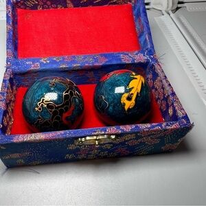 Chinese Baoding Meditation Oriental Stress Bell Chime Balls Dragons with Box